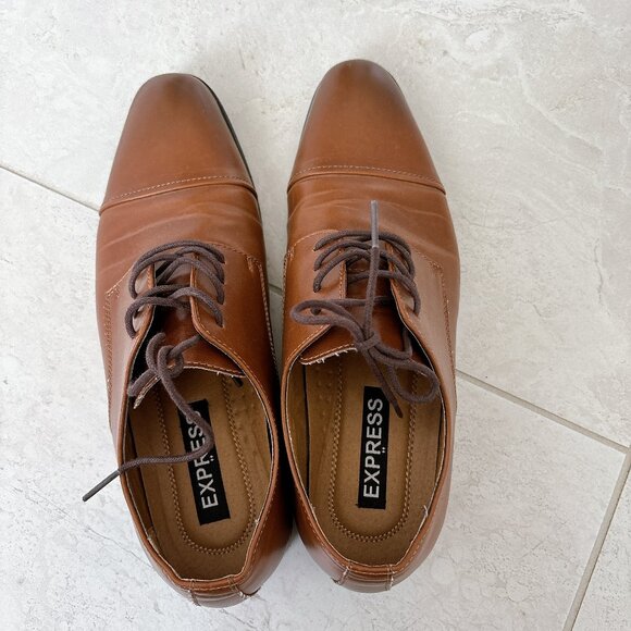 99% NEW EXPRESS SHOES, MENS SIZE 10 - Picture 2 of 7